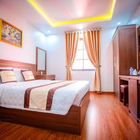 Beach Hotel Ha Long Buitenkant foto